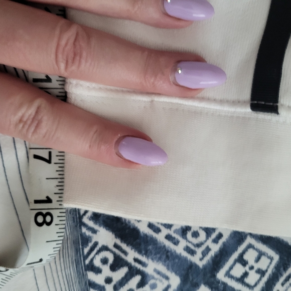 Adidas Stripes Cropped hoody - Picture 3 of 4